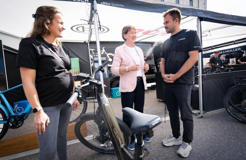 德国汉诺威国际商用车展览会 IAA MOBILITY 2025创新成果的精彩展示与性能的展示