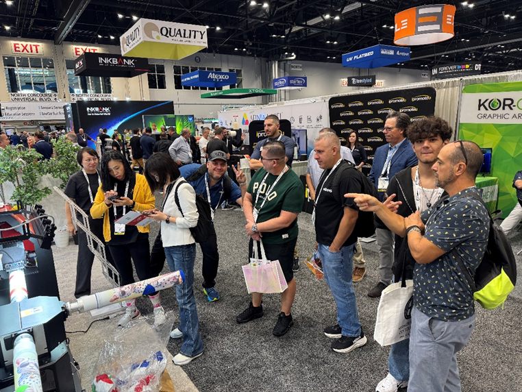 “锐嘉科AI视觉方案”参展美国印刷展览会——PRINTING United Expo 2025纪实