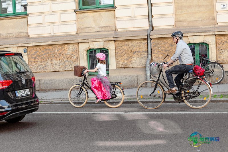 莱比锡市民享受无车日活动现场