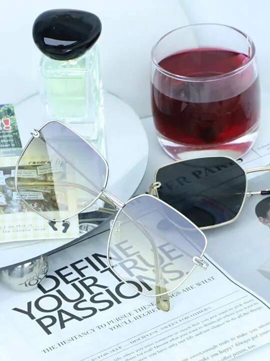 MEXTON魅视通睛彩新程 2025年香港眼镜展启幕