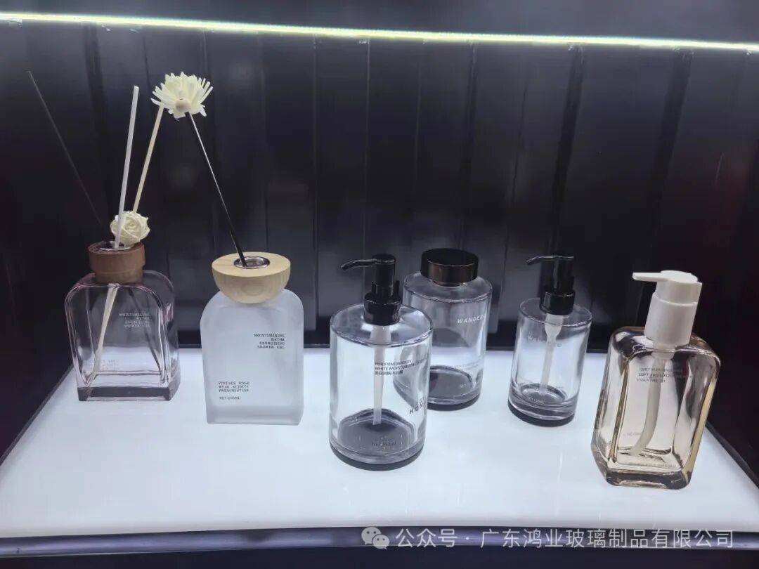 2025年亚太区美容展DAY2| 7-R10展位人潮如织?快来一探究竟!