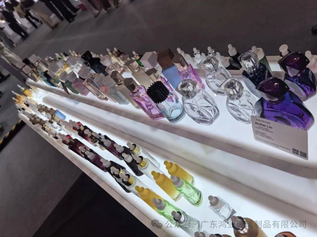 2025年亚太区美容展DAY2| 7-R10展位人潮如织?快来一探究竟!