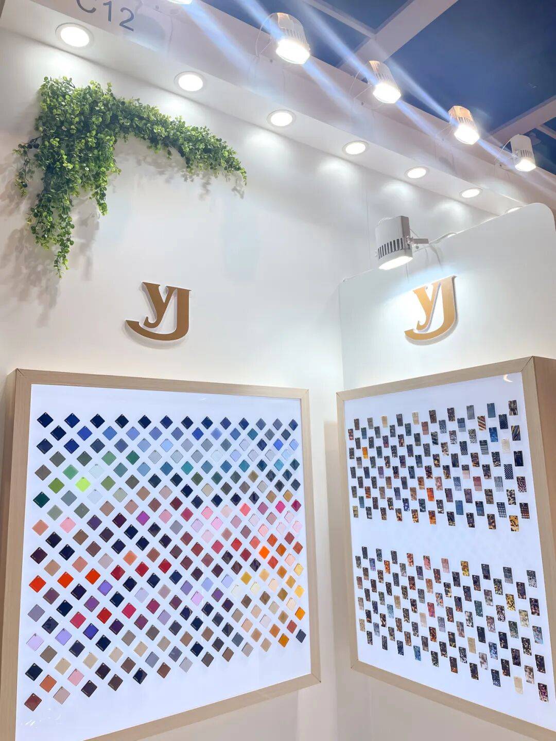 【寻光之旅 · 香港启幕】金余塑胶参加2025香港眼镜展