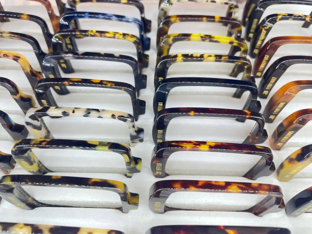 【寻光之旅 · 香港启幕】金余塑胶参加2025香港眼镜展