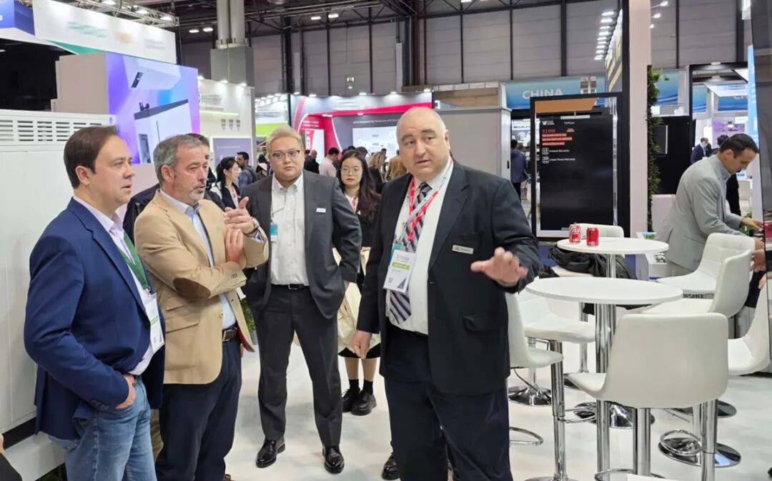 青云慧储重磅亮相2025年西班牙GENERA展会,开启欧洲市场新篇章!