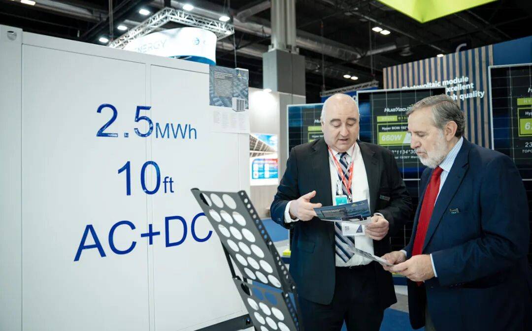 青云慧储重磅亮相2025年西班牙GENERA展会,开启欧洲市场新篇章!