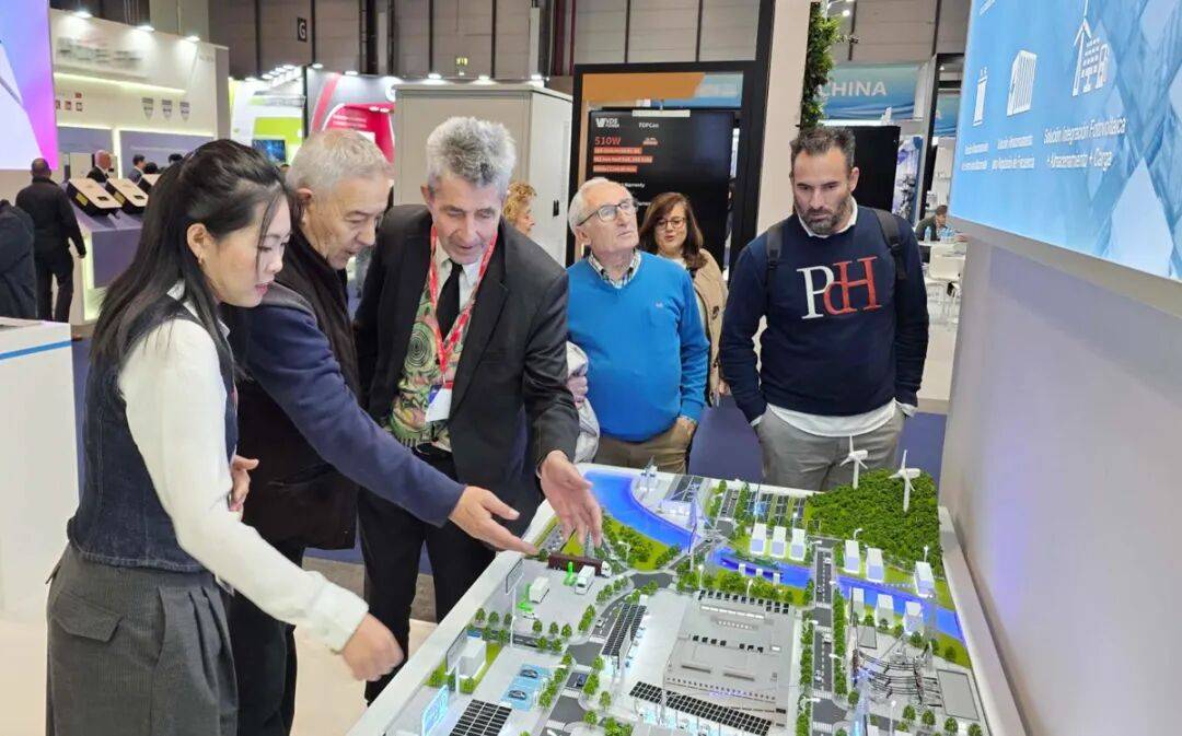 青云慧储重磅亮相2025年西班牙GENERA展会,开启欧洲市场新篇章!