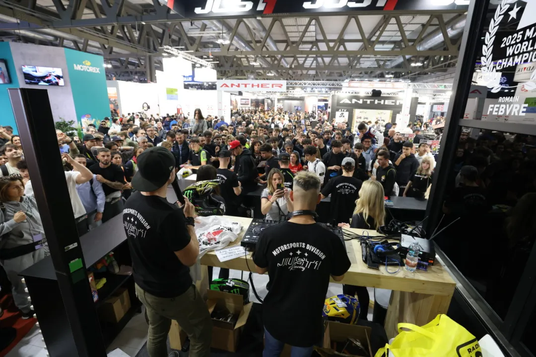 2025年米兰国际摩托车展EICMA圆满收官,H&H集团携三大品牌引领感官盛宴,赢得赞誉如潮