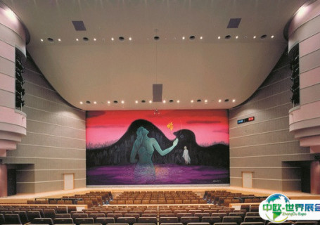 日本山梨县地方产业中心会展中心图片