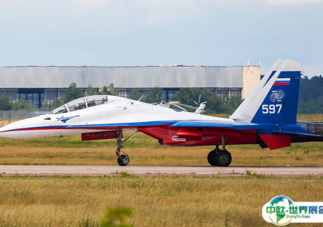 俄罗斯莫斯科郊外机场（格罗莫夫飞行研究所）会展中心图片