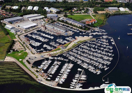 德国诺伊斯塔特港口会展中心图片