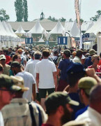 法国芒特拉若利Salon de la Chasse