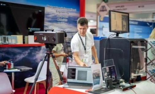 阿拉伯联合酋长国迪拜国际复合材料和先进材料展览会 MECAM EXPO