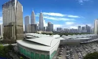 全球视野·制造未来|路远建材闪耀2025吉隆坡建材展，共筑可持续城市景观新高度！