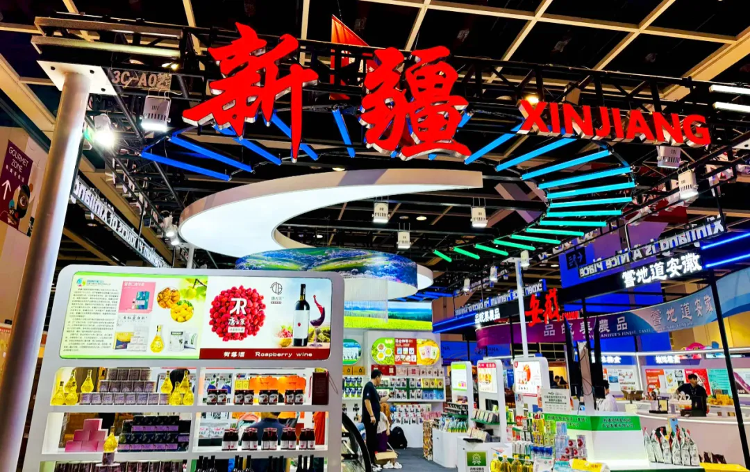 西圣果业闪耀2025年香港美食博览会 | 共赴甜蜜之约
