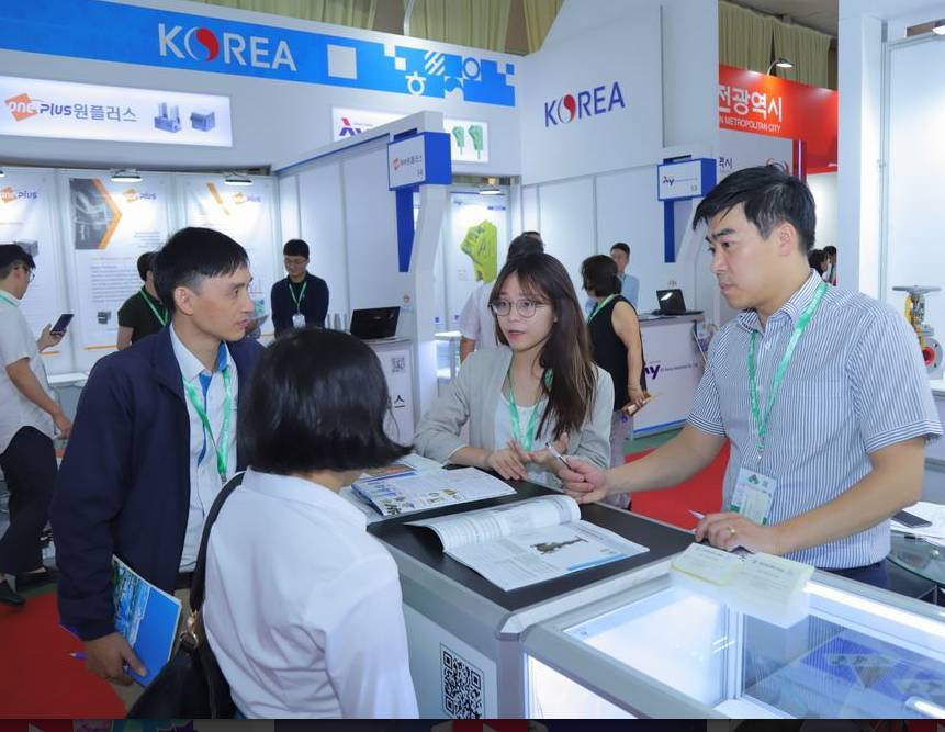 越南河内国际综合贸易展览会 VIETNAM EXPO 2025携手共进，共创数字化世界
