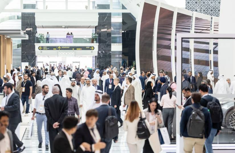 阿拉伯联合酋长国阿布扎比国际太阳能及新能源展览会 WFES 2025创下新纪录