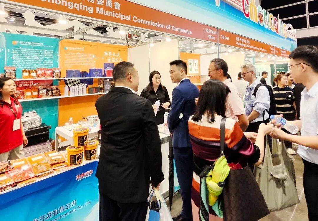 西大茶业创新产品闪耀2025年第35届香港美食博览会，迈出国际合作关键一步