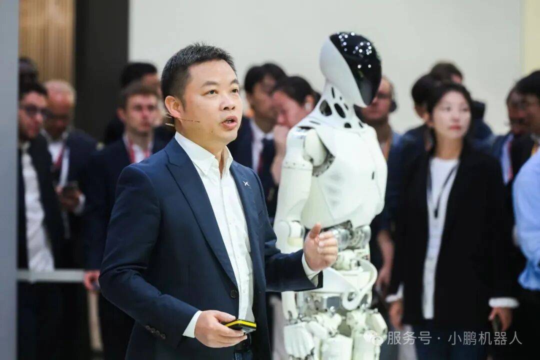 首次亮相海外舞台！小鹏机器人IRON登上2025年德国慕尼黑车展