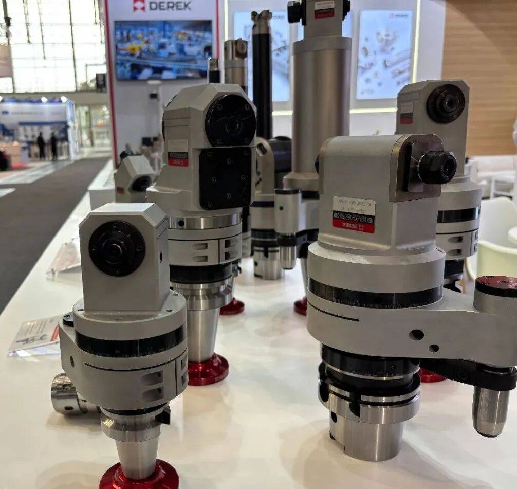 展会直击 | 聚焦 EMO 2025汉诺威国际机床展，德克刀具阻尼减振、万向角度头等技术产品引发关注，获展会客户高度认可。