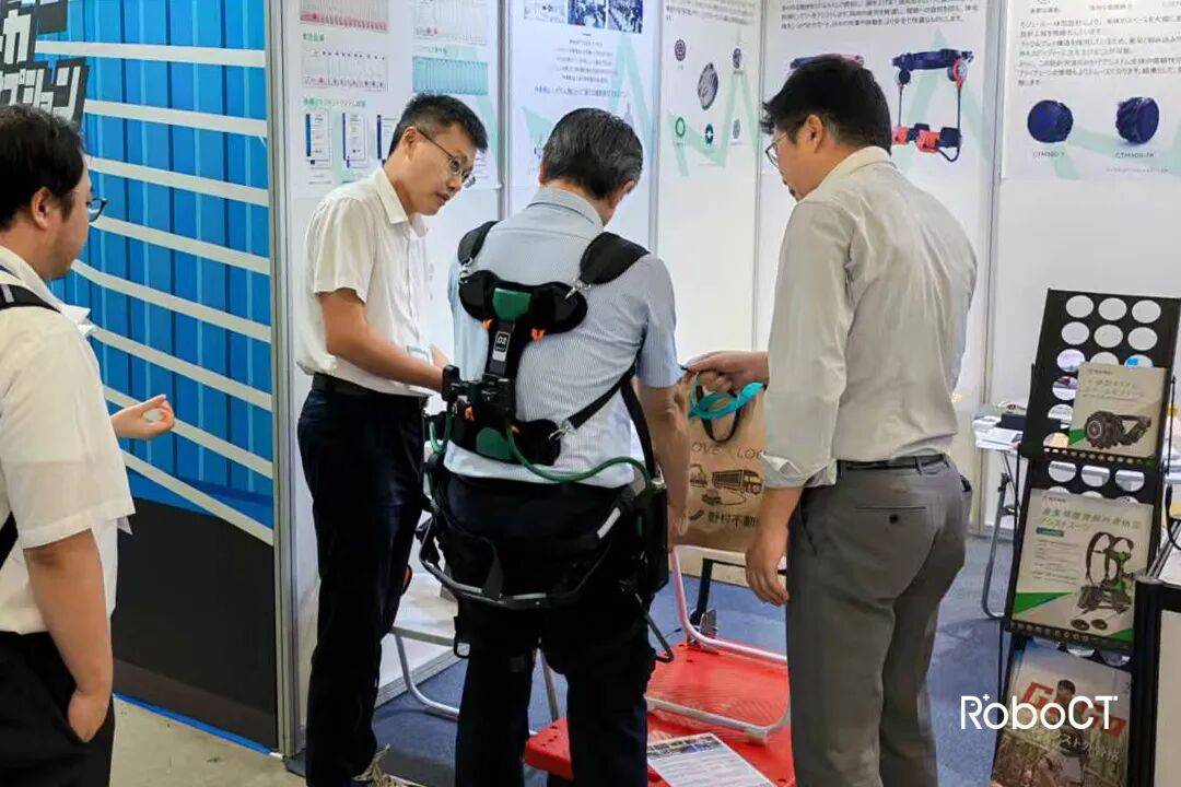 国际会展 |程天科技工业搬运外骨骼亮相2025东京国际物流展
