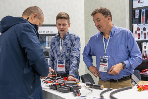 波兰国际电气工程展览会展会现场图片