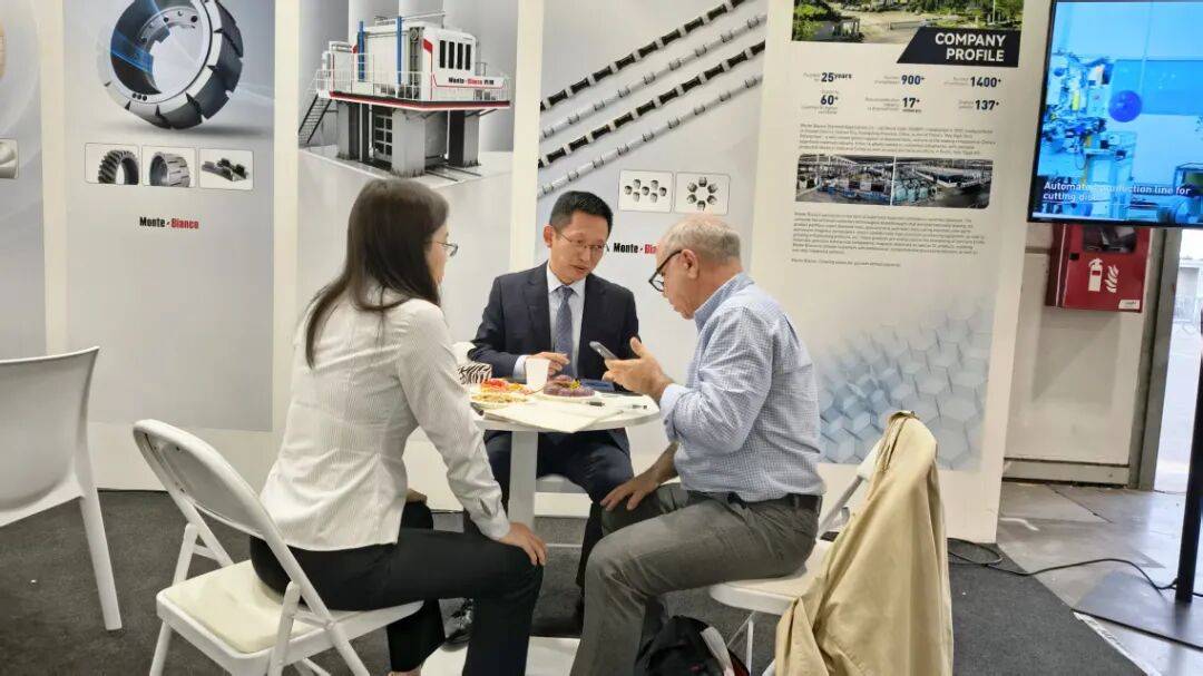 奔朗“金刚钻”匠造石材之美！奔朗新材全链产品亮相2025年意大利维罗纳石材展