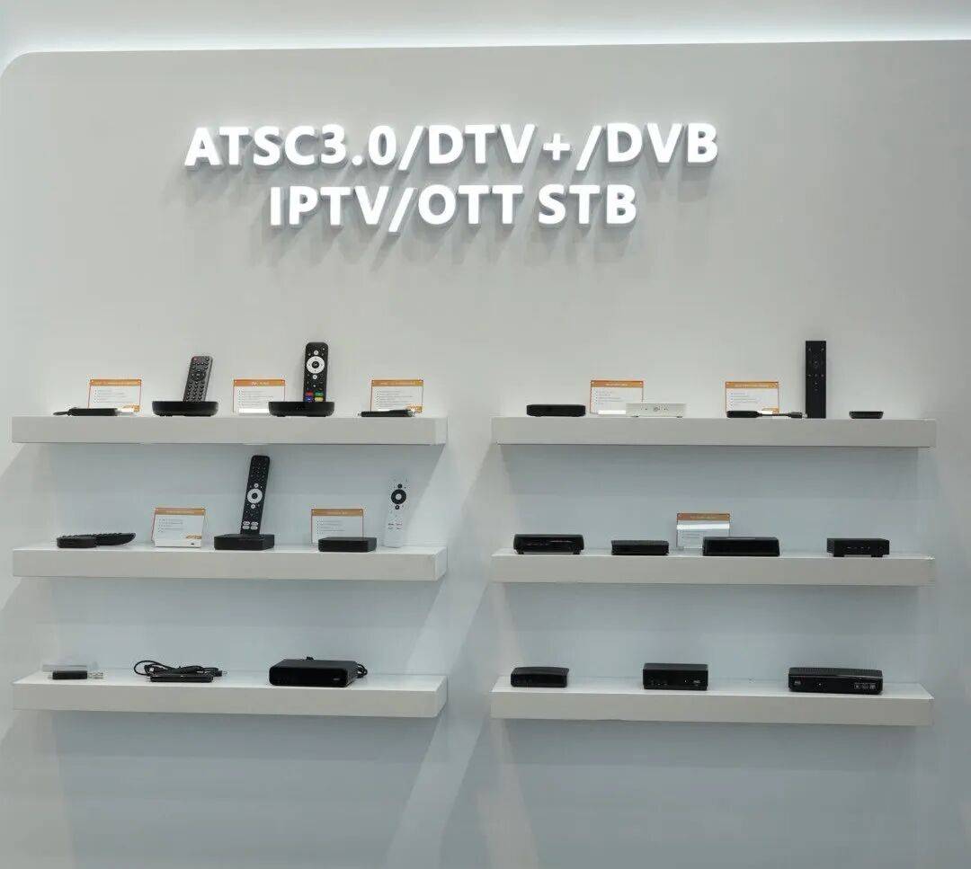 杰科亮相2025年香港秋季电子展，现场盛况直击——