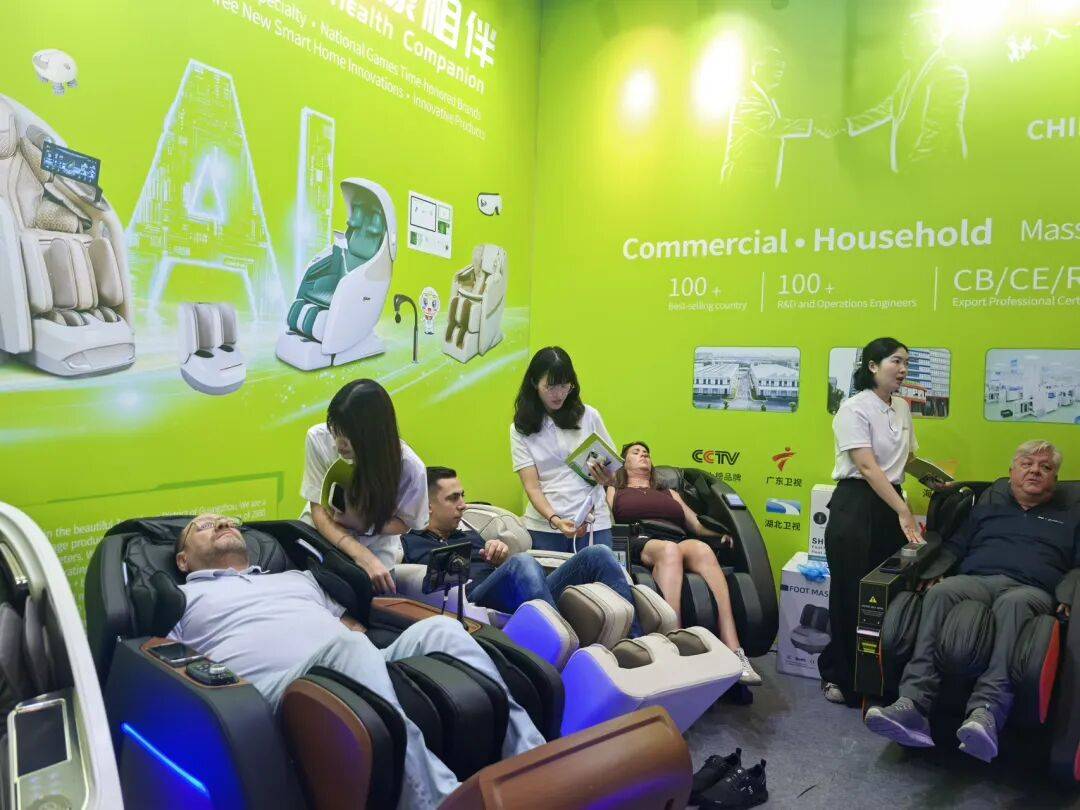 贝乐智能携新品亮相2025香港秋季电子展，现场人气十足