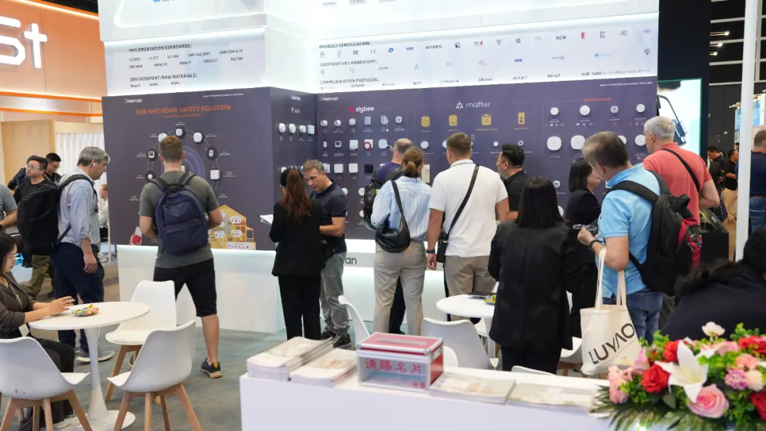 2025年香港秋季电子产品展首日 | 海曼科技展位现场直击
