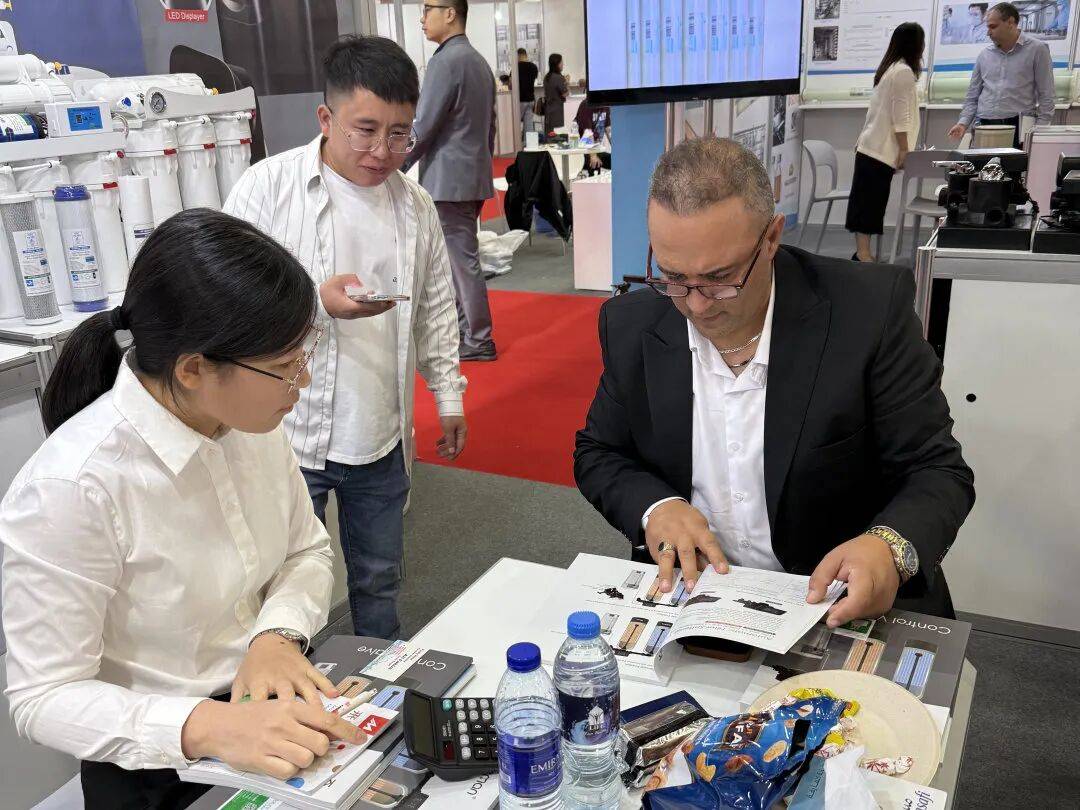 科漫2025年迪拜水展完美收官|新品备受青睐，现场订单不断
