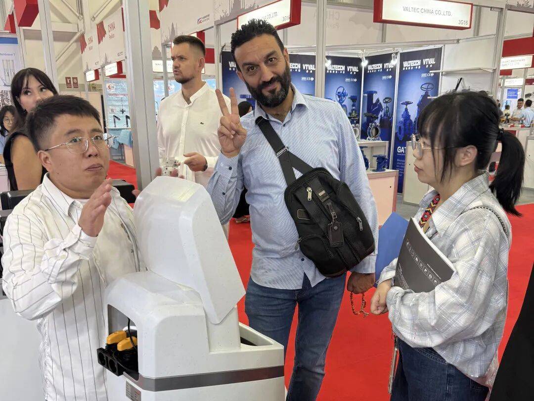 科漫2025年迪拜水展完美收官|新品备受青睐，现场订单不断