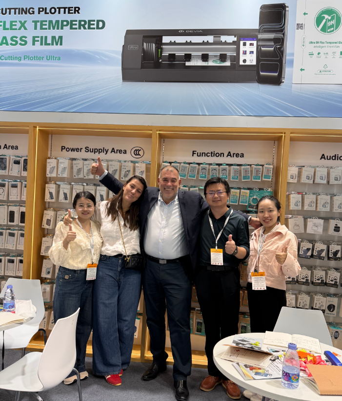 DEVIA 迪沃 2025香港环球资源电子展火热进行中，我们在6R17-6Q18展会等您