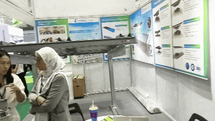 相聚马来西亚，潽升新能源携全新车棚系列产品亮相 IGEM 2025