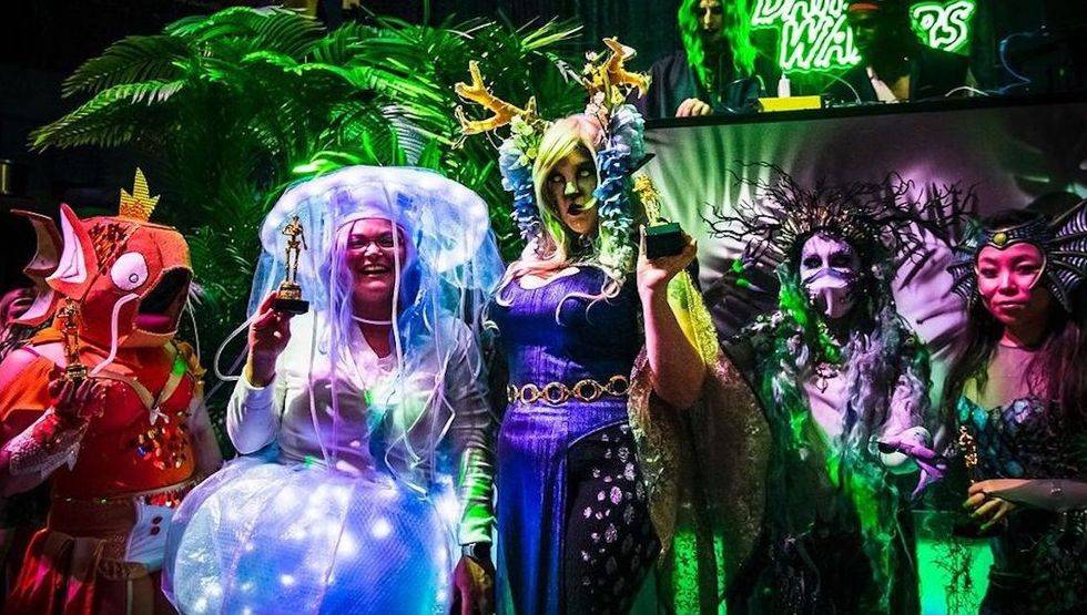 多伦多国际艺术展：艺术、音乐与万圣节狂欢