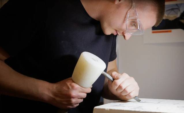 2025年英国伦敦国际石材及表面材料展览会：演讲嘉宾安妮·施罗尔