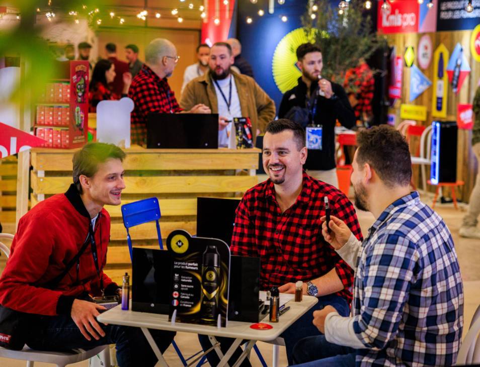 法国巴黎电子烟展Vapexpo Paris 2024十年盛事，汇聚创新与交流