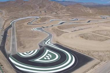 美国印第安纳州国际赛车用品展览会：Wegner Automotive庆祝50周年纪念