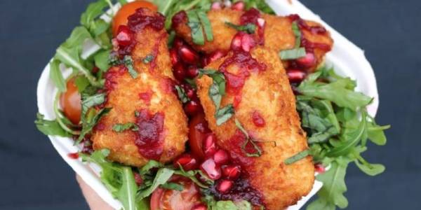 2025年萨里汉普顿宫节日集市美食盛宴