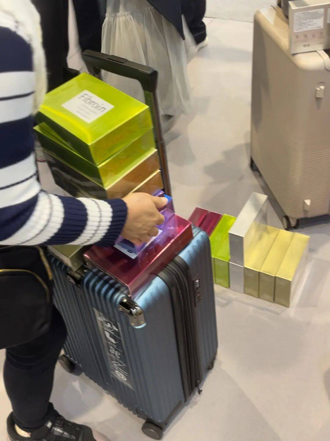 菲必丽参加2025年香港亚太区美容展圆满落幕