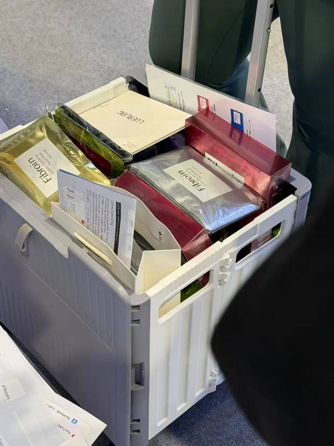 菲必丽参加2025年香港亚太区美容展圆满落幕