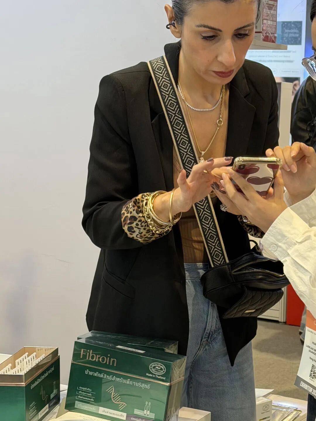 菲必丽参加2025年香港亚太区美容展圆满落幕