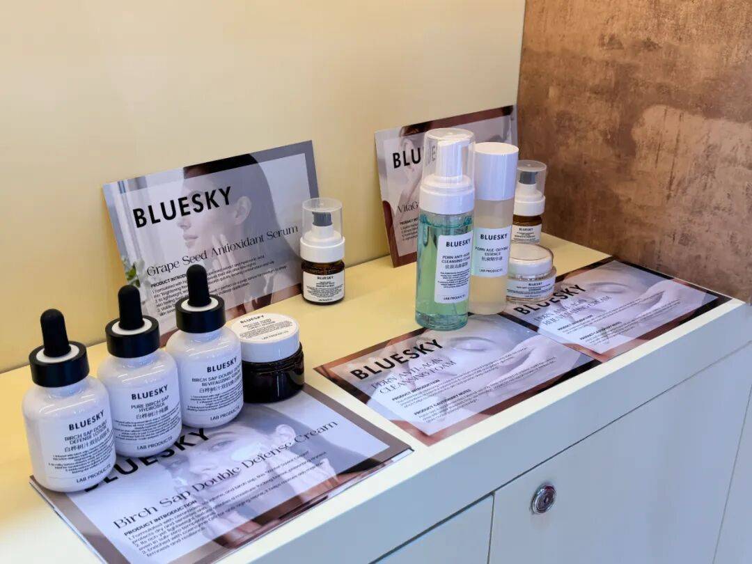 展幕落下，热爱不减｜蓝天优创美2025年香港亚太区美容展圆满收官，下一站，用更好的产品相遇！