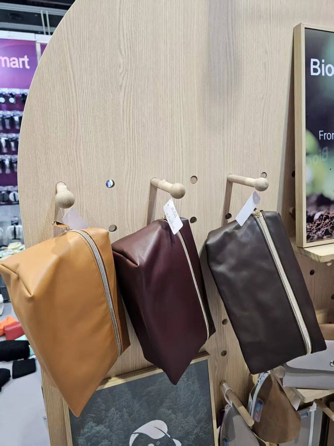 Bloom Smart Trading 亮相2025年亚太美容展（Cosmoprof Asia），解锁美妆新配套