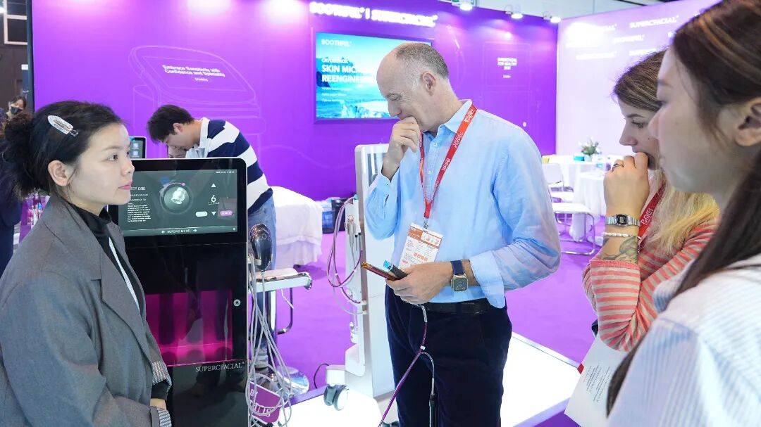 惊艳国际！超清秀2.0与修丝芙双双闪耀2025年香港亚太美容展