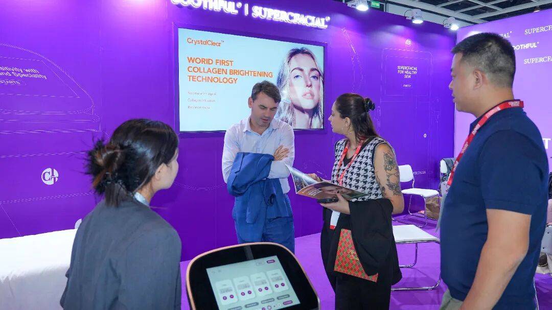 惊艳国际！超清秀2.0与修丝芙双双闪耀2025年香港亚太美容展