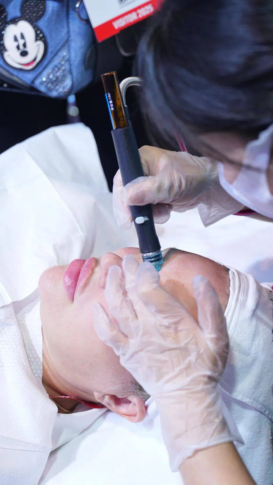 惊艳国际！超清秀2.0与修丝芙双双闪耀2025年香港亚太美容展