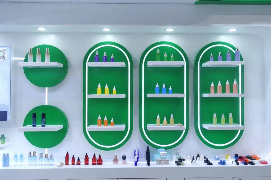 杭州康鸿化妆品包材展会回顾 | 2025香港亚太美容展
