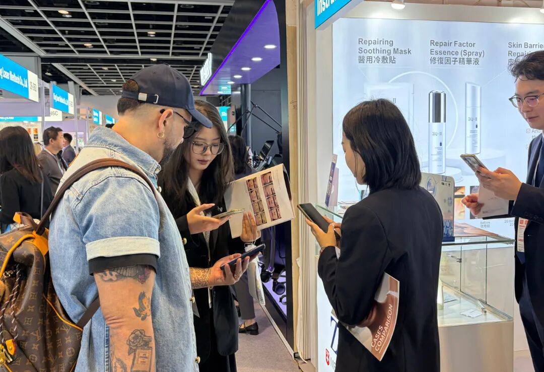 科技之光，闪耀香江|ZQ-II闪耀2025香港亚太美容展，圆满落幕再启新程