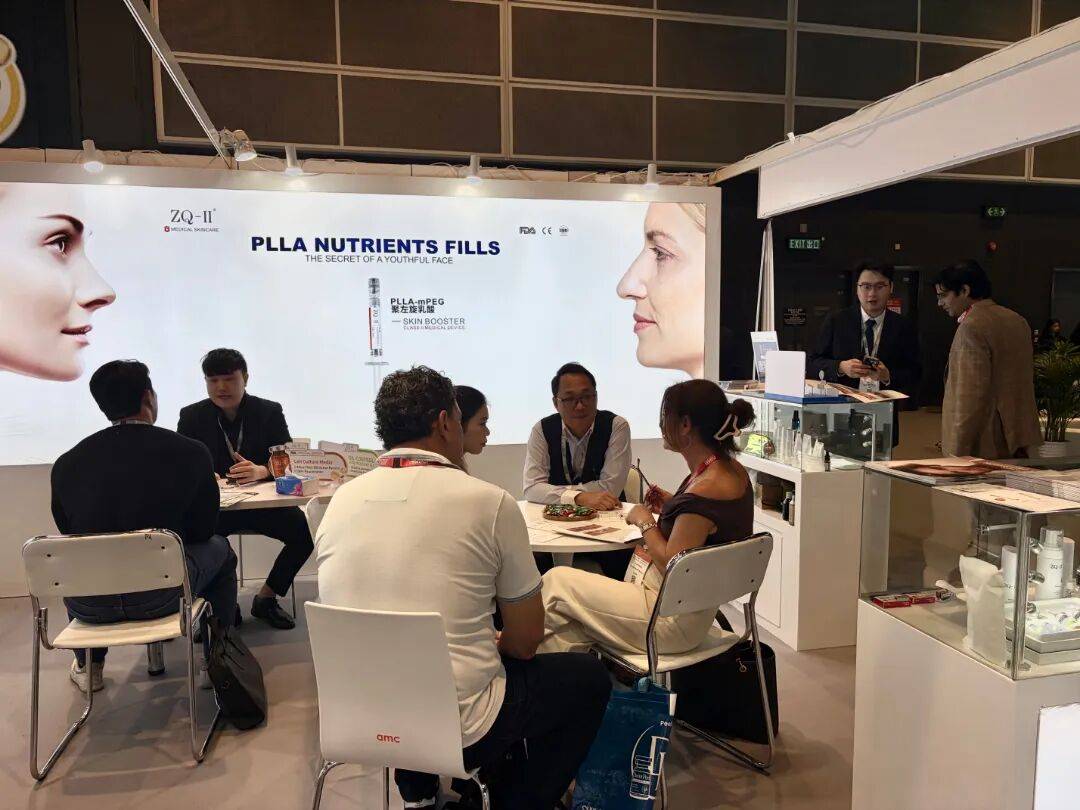 科技之光，闪耀香江|ZQ-II闪耀2025香港亚太美容展，圆满落幕再启新程